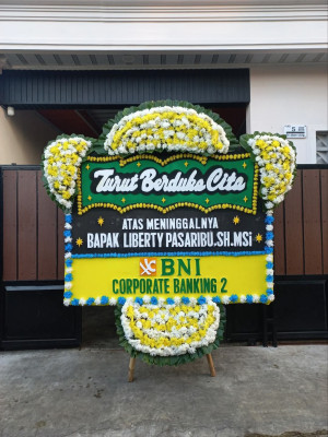 Papan Bunga Duka di Argasunya