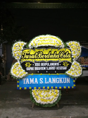 Papan Bunga Duka di Argasunya